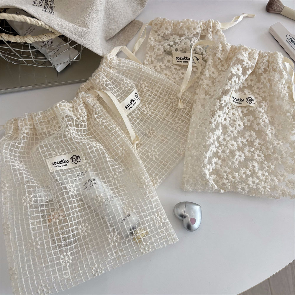 Sock Organizer Tray - Pochette de rangement en dentelle brodée